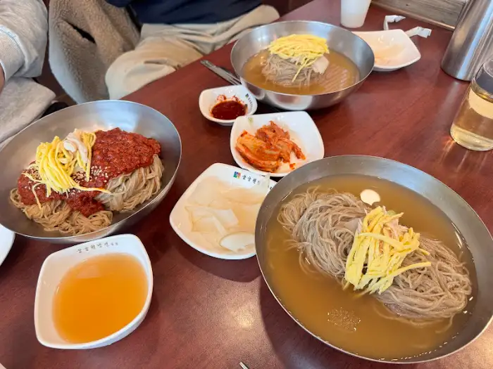식탁 풍경