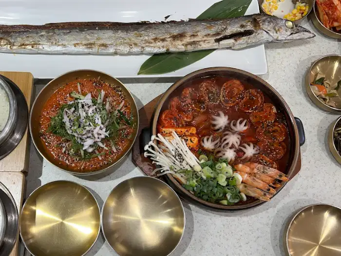 갈치 조림과 구이, 솥밥