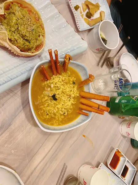 홍게라면과 볶음밥