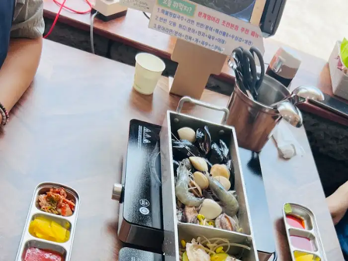 테이블 세팅 모습