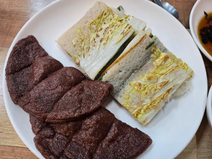 회동집 모듬전 플레이트 일부