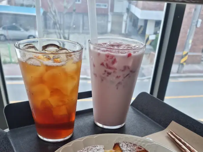 음료 두 잔