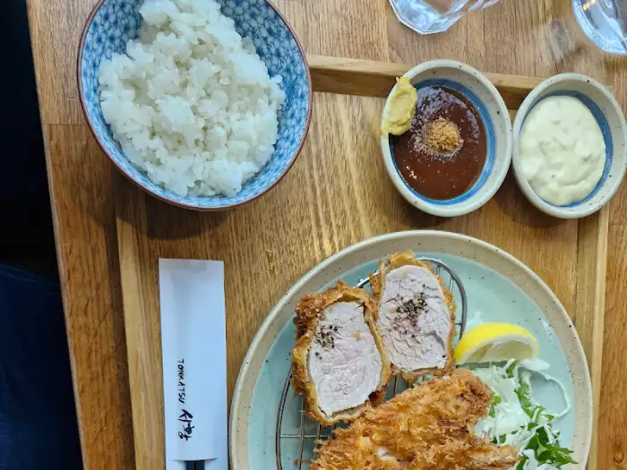 따뜻한 밥과 소스