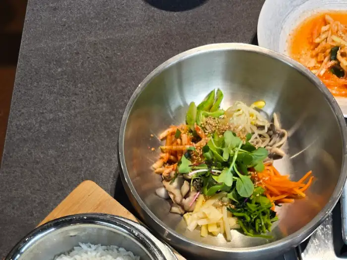 육회비빔밥 단품 이미지