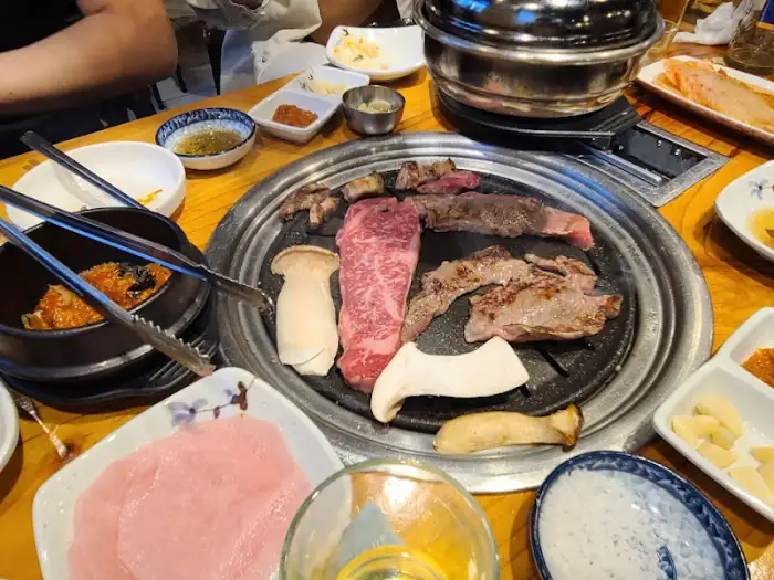 불판 위 소고기