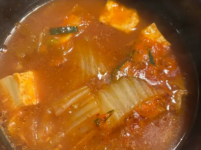 얼큰한 김치찌개