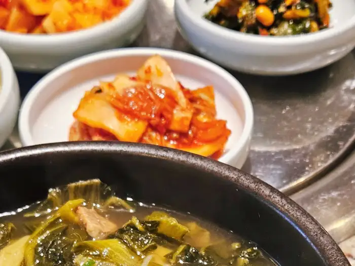 김치와 밑반찬