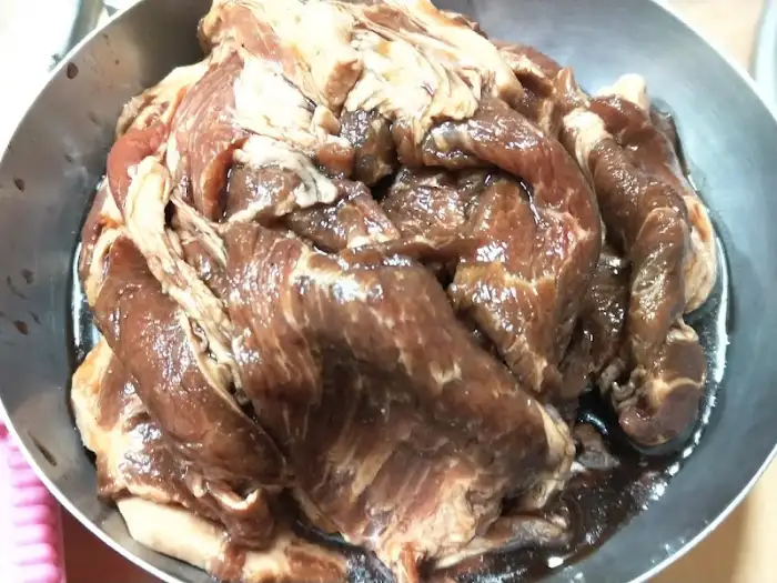 양념이 된 돼지갈비
