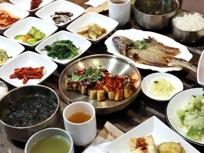 보리굴비와 밥, 녹차물