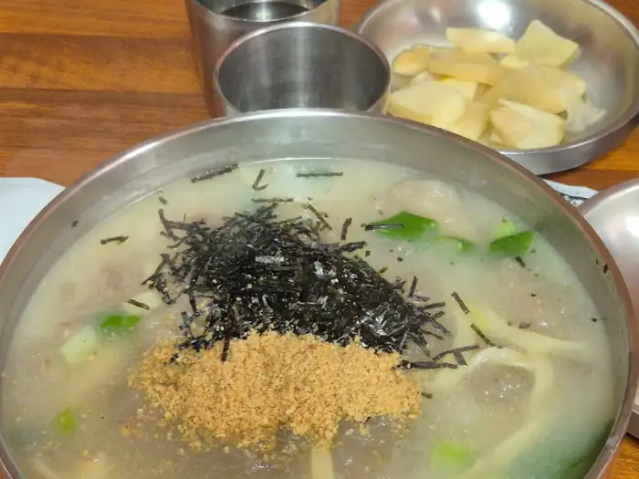 사골옹심이칼국수 클로즈업