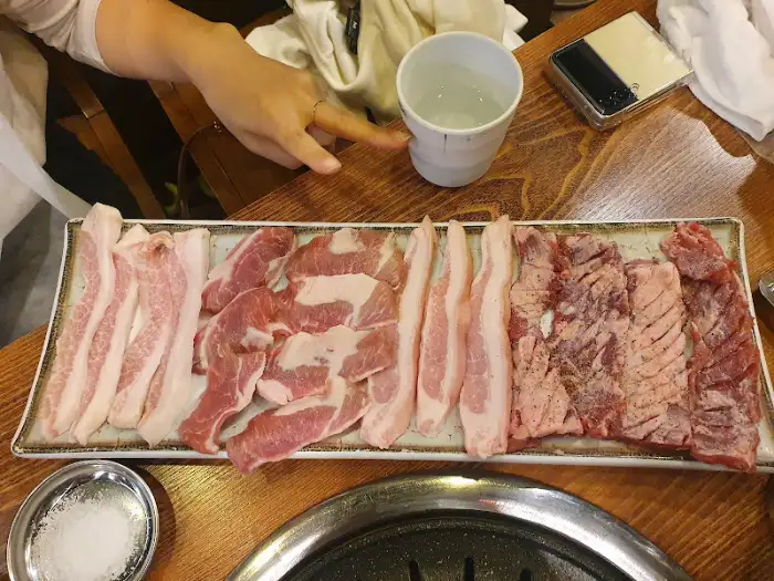 테이블 세팅 모습