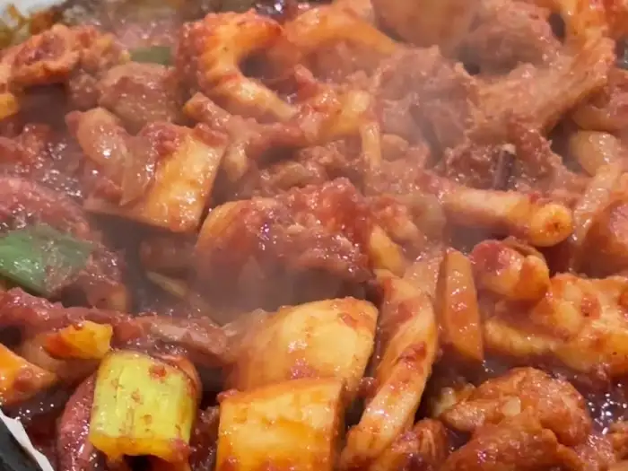 오삼불고기 조리 중 2