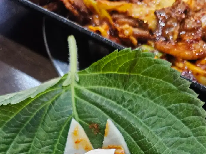 깻잎과 쌈무