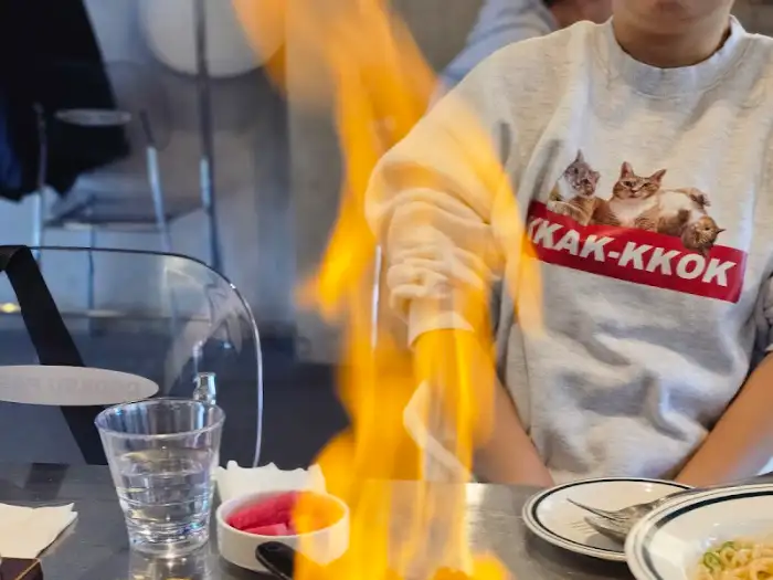 불쇼가 펼쳐지는 스테이크 요리