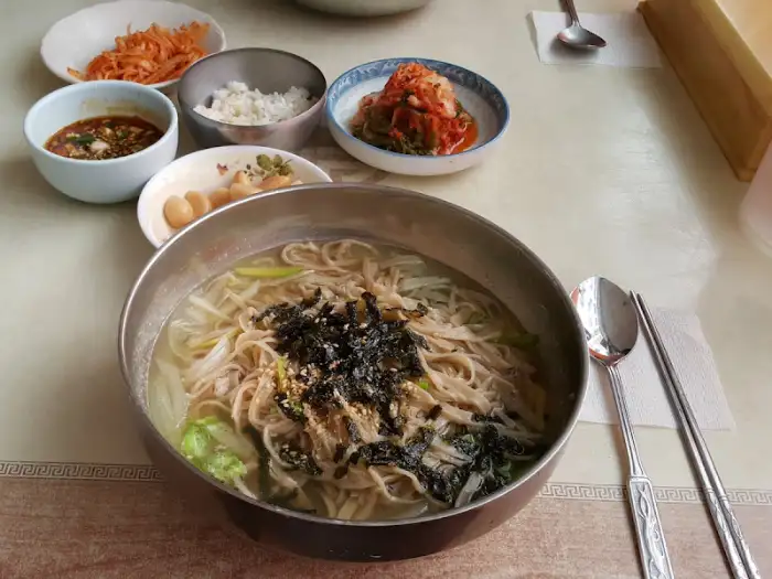 칼국수 한 그릇