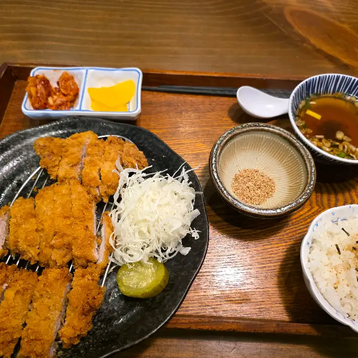 히레카츠 정식