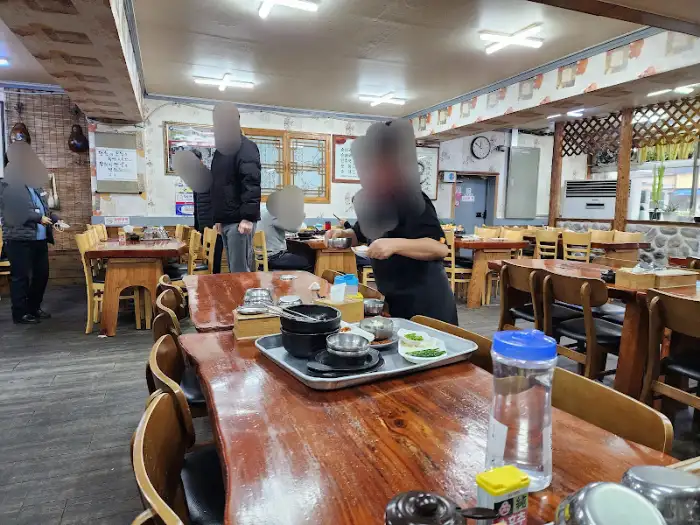 가게 내부 전경