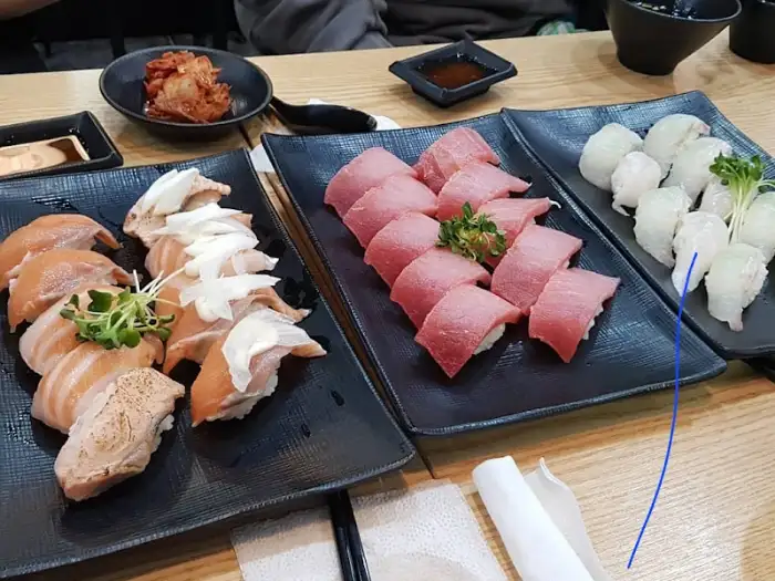 모듬 초밥의 구성