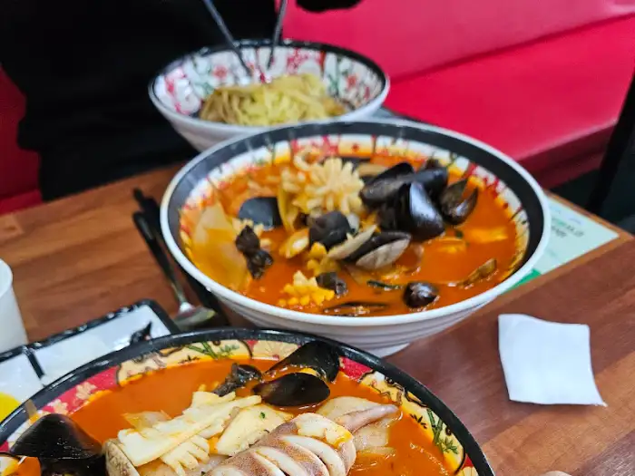 진심반점 테이블 세팅