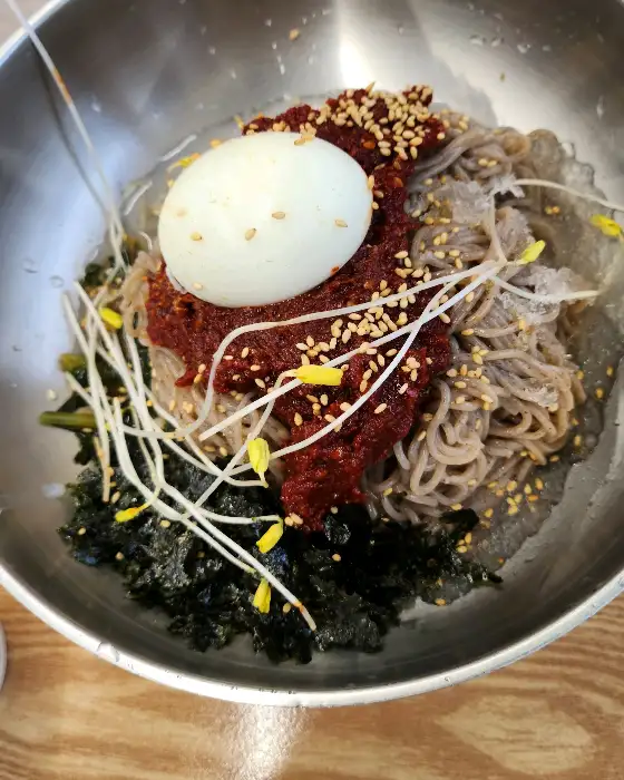 비빔 막국수