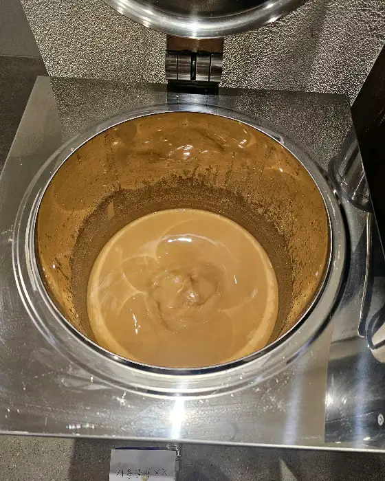 무한 리필 가능한 소고기 버섯 무밥