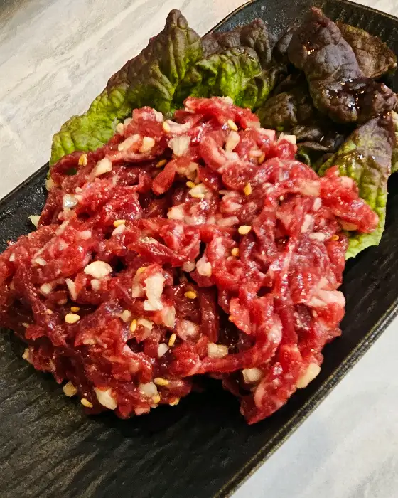 신선한 육회