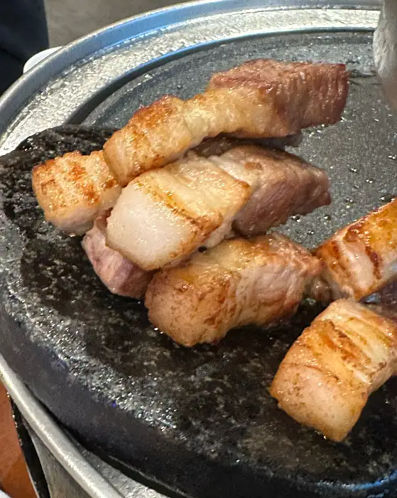 통통하게 부풀어 오른 폭탄 계란찜
