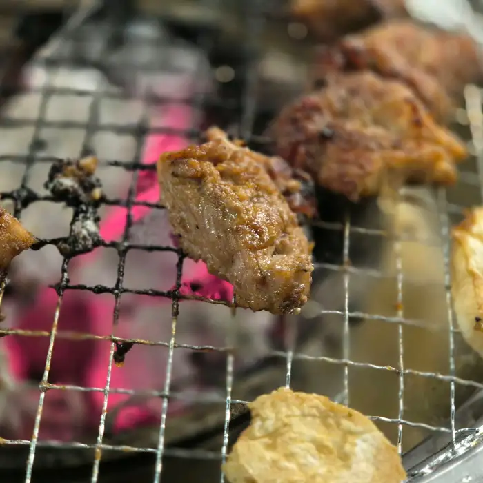 숯불에 달궈진 불판
