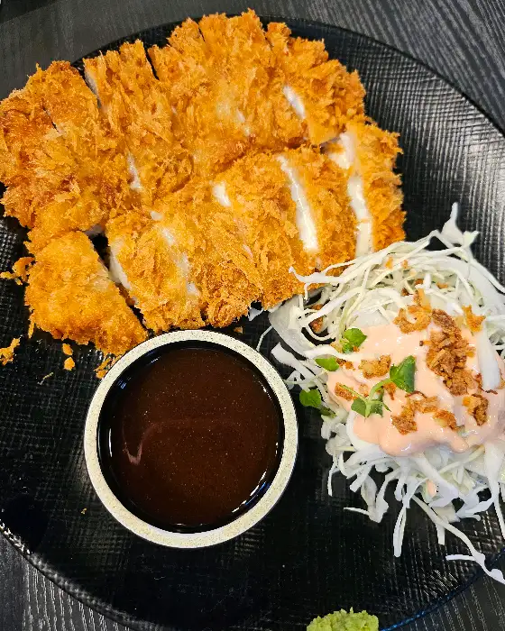 왕돈까스 플레이팅