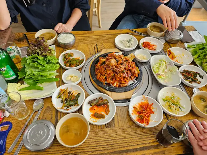 푸짐한 한 상 차림