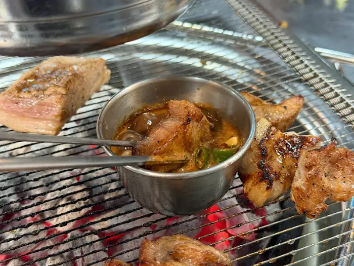 막장 소스에 찍어 먹는 막창