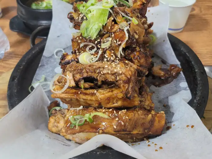 윤기 나는 등갈비