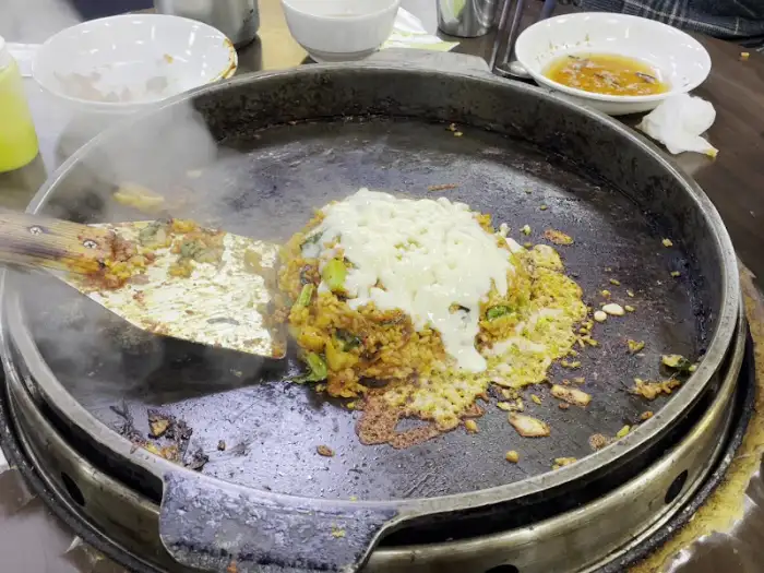 치즈 볶음밥 만드는 과정