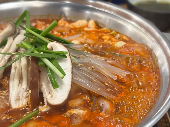 낙지볶음 근접 촬영