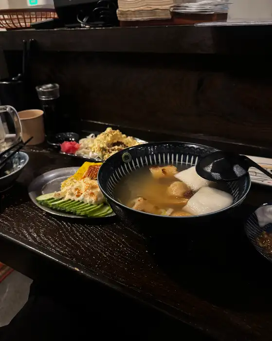 명란이 들어간 계란말이와 오뎅탕