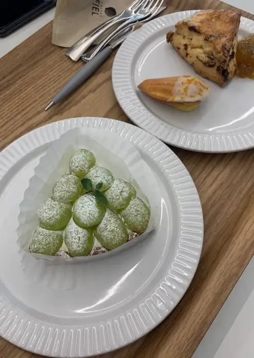 백금당 팬케이크와 스콘