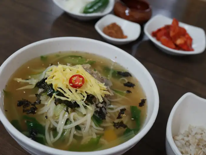 칼국수 클로즈업 샷