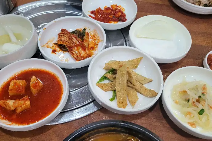 기본 찬 구성