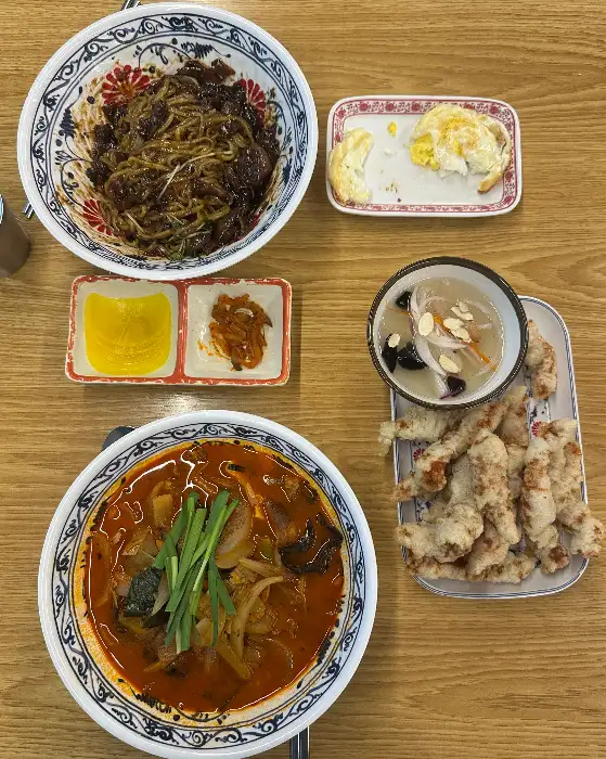 도야짬뽕 테이블 세팅