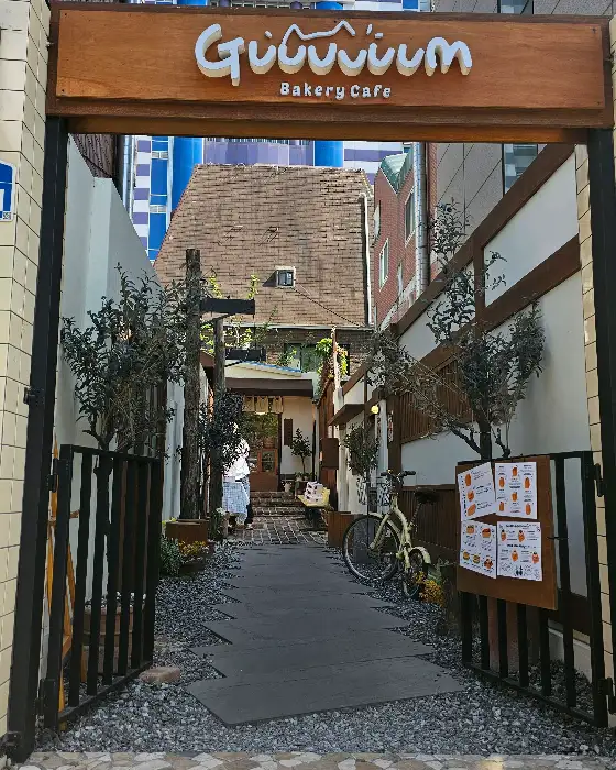카페 외관 모습