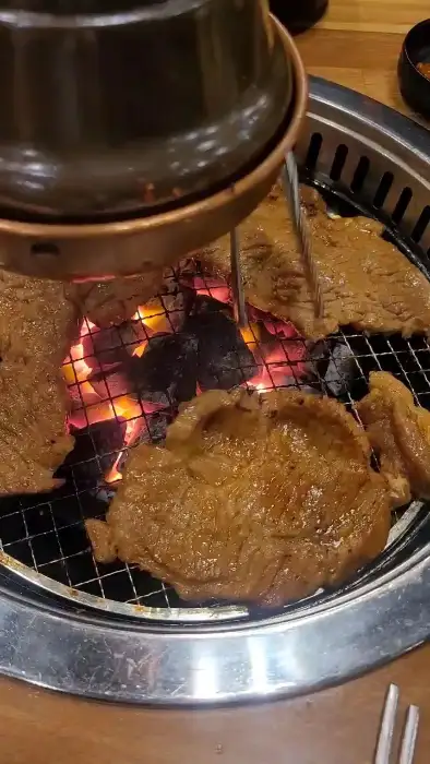 복도야지 불판 위 돼지갈비