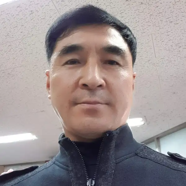 식당 사장님으로 추정되는 남성