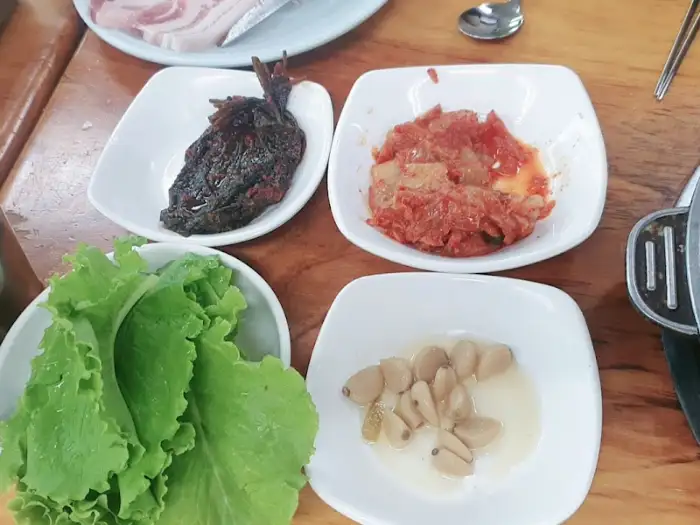 다양한 밑반찬