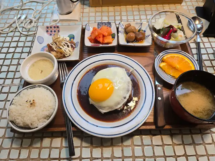 식사 세트 구성