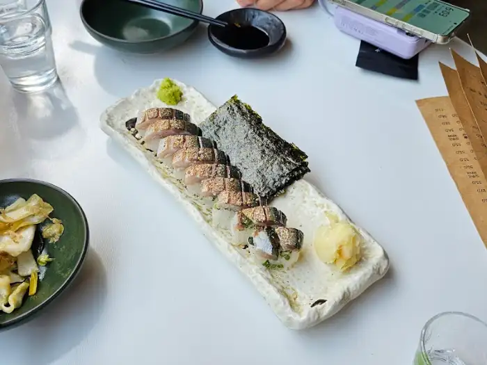 독특한 비주얼의 봉초밥