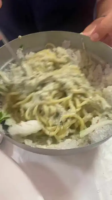 시원하게 준비된 콩국수