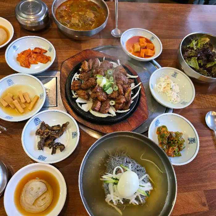 우정면옥 회비빔냉면