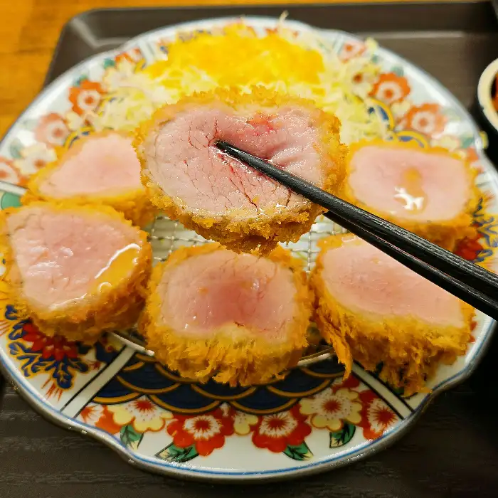 와사비와 함께 먹는 히레카츠