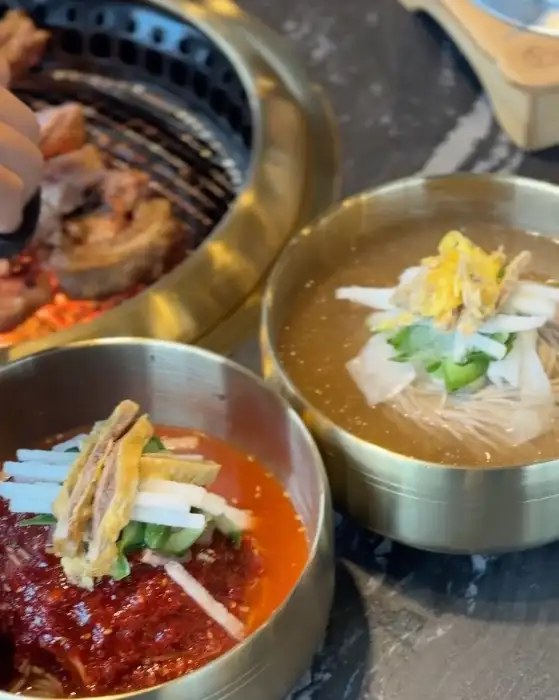 돼지갈비와 냉면