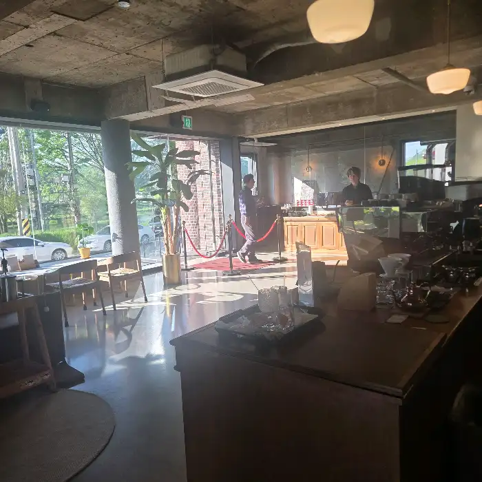 장성 오피먼트 내부 전경